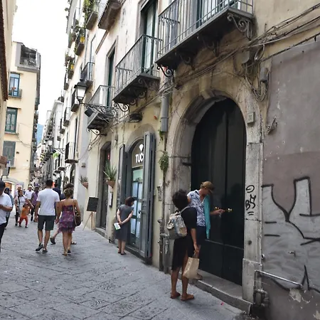 Bed & Breakfast Guesthost - Dimora Del Barone