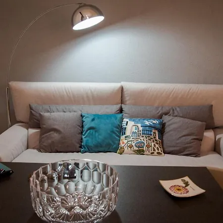 Guesthost - Dimora Del Barone Bed & Breakfast Salerno