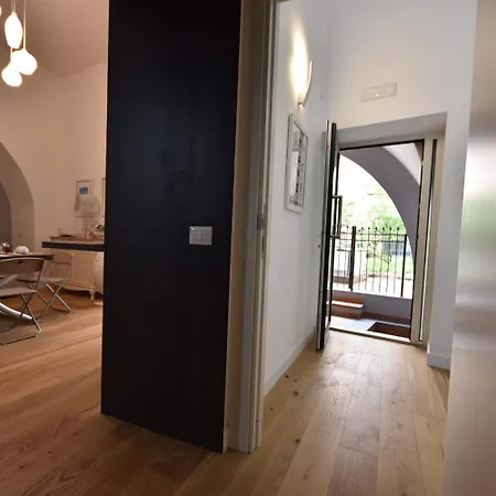 Guesthost - Dimora Del Barone