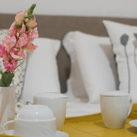 Guesthost - Dimora Del Barone Bed and breakfast 4*
