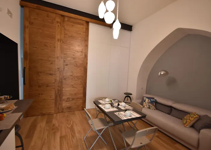 Guesthost - Dimora Del Barone 3*